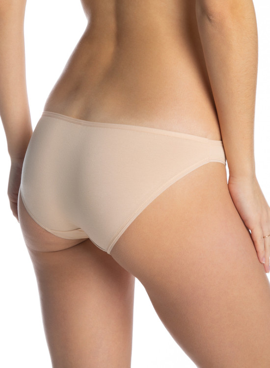 Мини бикини в бежов цвят в пакет от 3 броя-400-Бикини-LadyStyle.bg Мини бикини в бежов цвят в пакет от 3 броя-400-Бикини-LadyStyle.bg