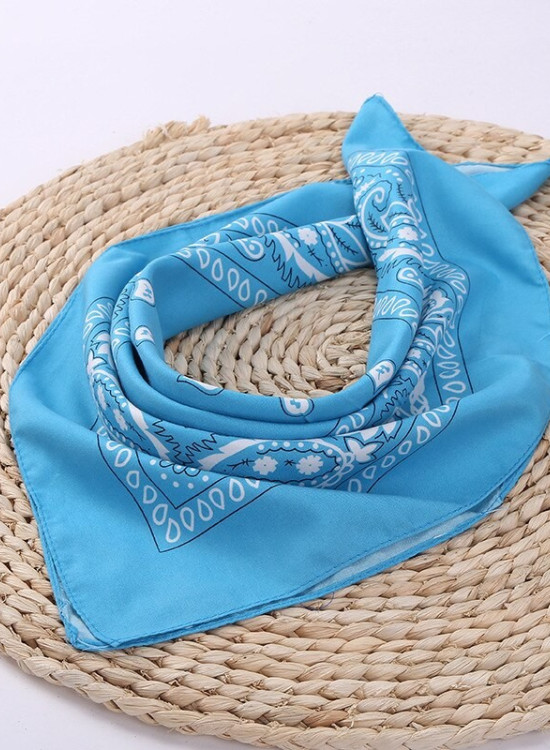 Кърпа за глава бандана Bandana в цвят тюркоаз-Бандани-LadyStyle.bg Кърпа за глава бандана Bandana в цвят тюркоаз-Бандани-LadyStyle.bg