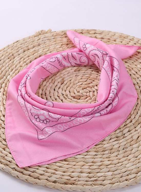 Кърпа за глава бандана Bandana в розово-Бандани-LadyStyle.bg Кърпа за глава бандана Bandana в розово-Бандани-LadyStyle.bg