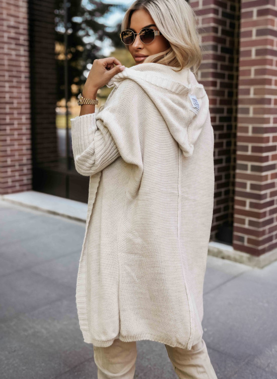 629-1 Стилна овърсайз жилетка в бежов цвят
