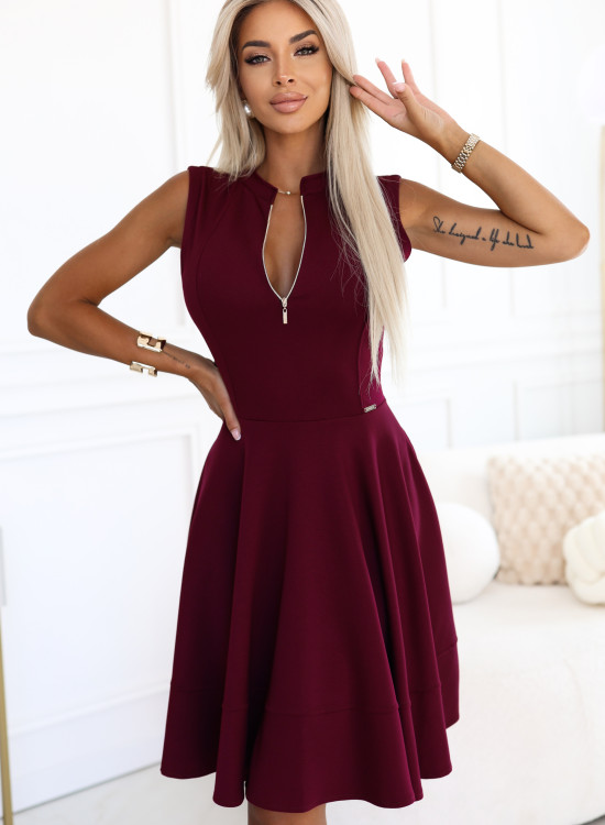 573-4 Разкроена рокля с цип в бордо 