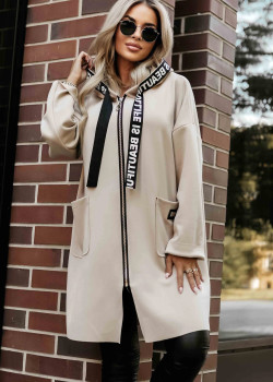 632-1 Стилно палто в бежов цвят