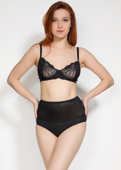 Моделиращи бикини с висока талия в черно Iga