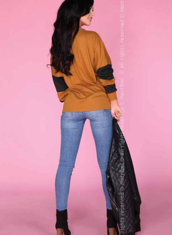 Дамска блуза в кафяв цвят CG027-Блузи / Топове-LadyStyle.bg Дамска блуза в кафяв цвят CG027-Блузи / Топове-LadyStyle.bg