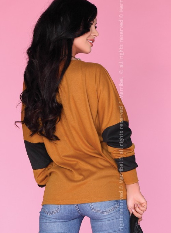Дамска блуза в кафяв цвят CG027-Блузи / Топове-LadyStyle.bg Дамска блуза в кафяв цвят CG027-Блузи / Топове-LadyStyle.bg