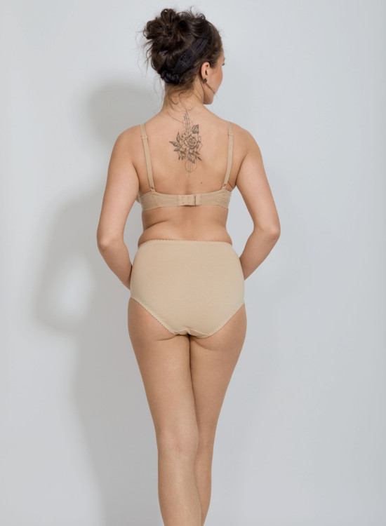 Бикини с висока талия и дантела в бежов цвят AGA-Бикини-LadyStyle.bg Бикини с висока талия и дантела в бежов цвят AGA-Бикини-LadyStyle.bg