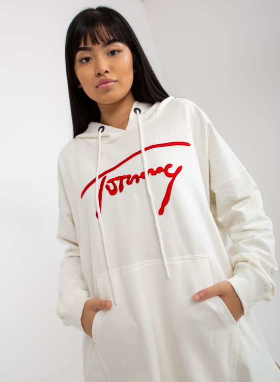 Дълъг дамски суичър в цвят екрю 335.25X-Суичъри-LadyStyle.bg