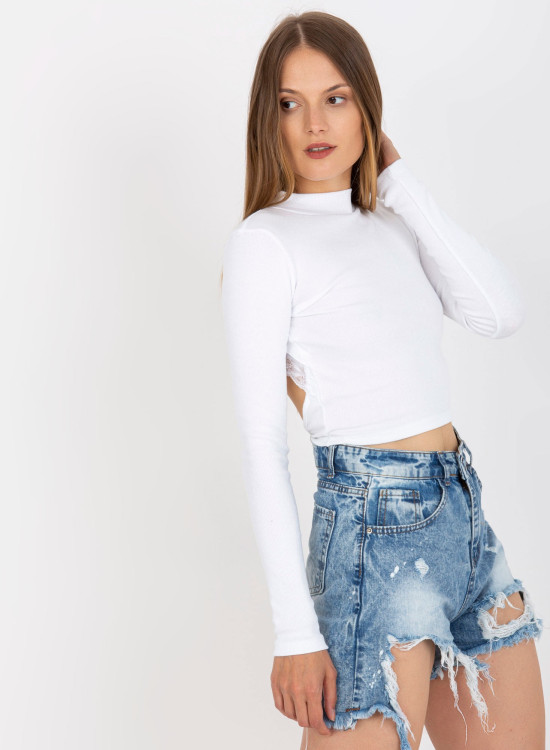 Бяла дамска блуза с гол гръб 7987.49-Блузи / Топове-LadyStyle.bg